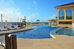 All Ritmo Cancún Resort & Waterpark