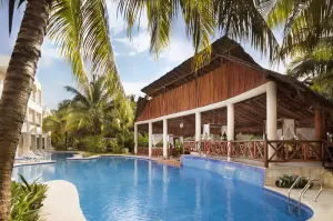 Hotel El Dorado Seaside Suites