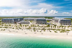 Majestic Elegance Costa Mujeres